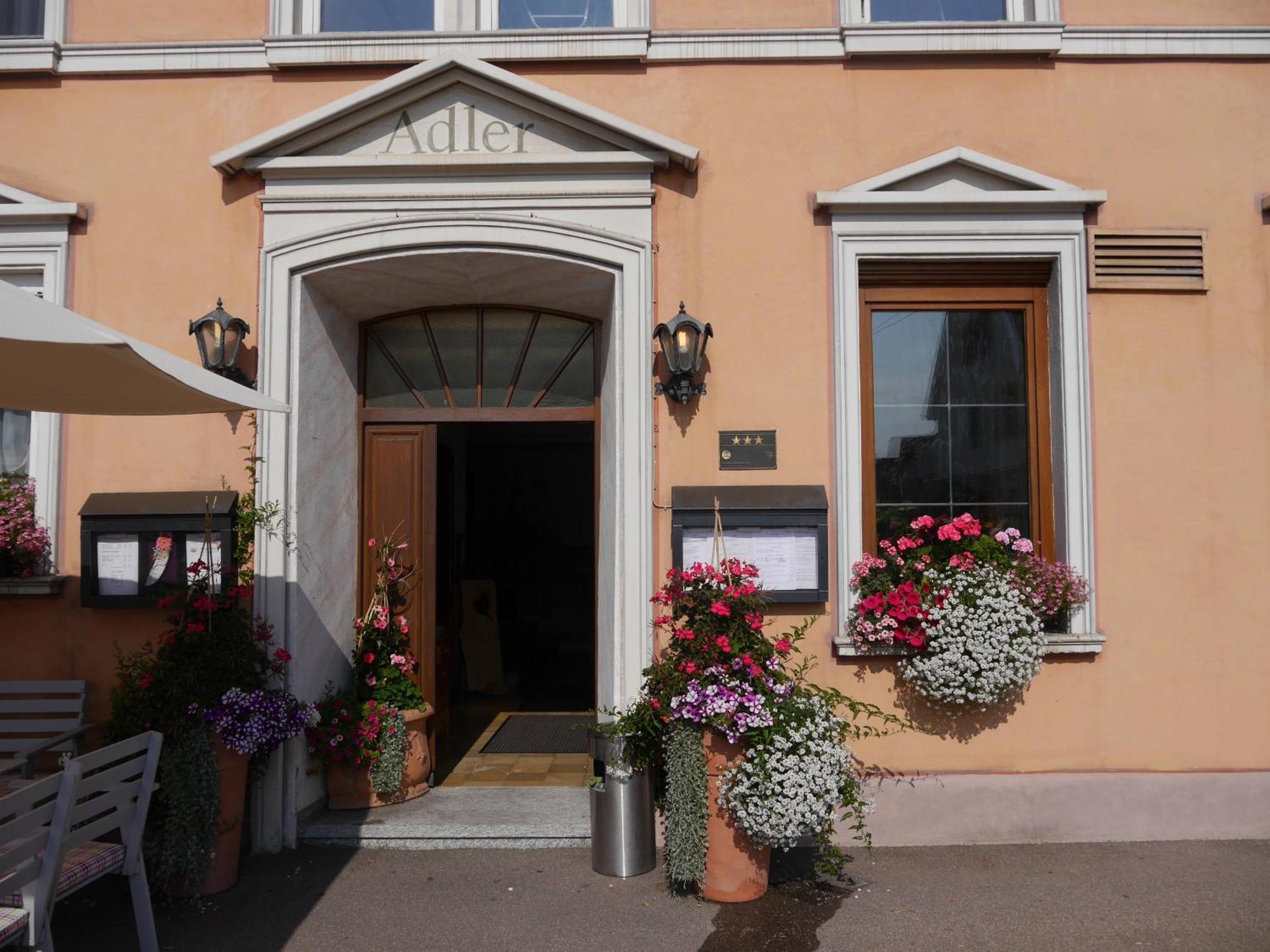 Gasthof Hotel Adler Inneringen Exterior photo